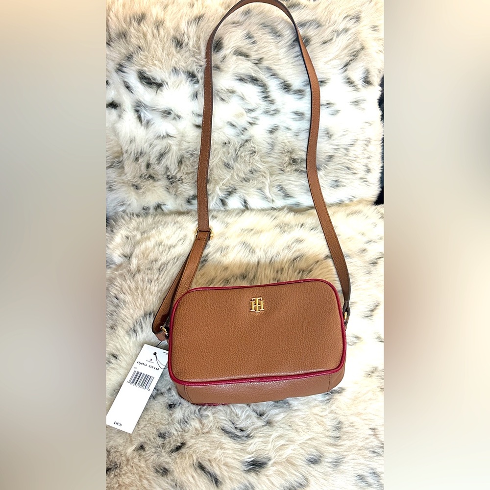 NWT Tommy Hilfiger Small Shoulder Purse